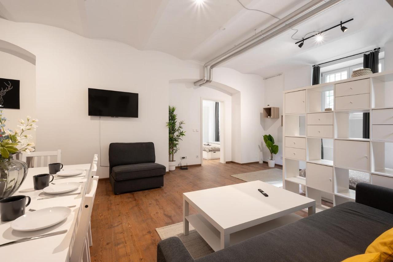 Munich City - Apartment 2 Bedroom With Great Kitchen Exterior photo